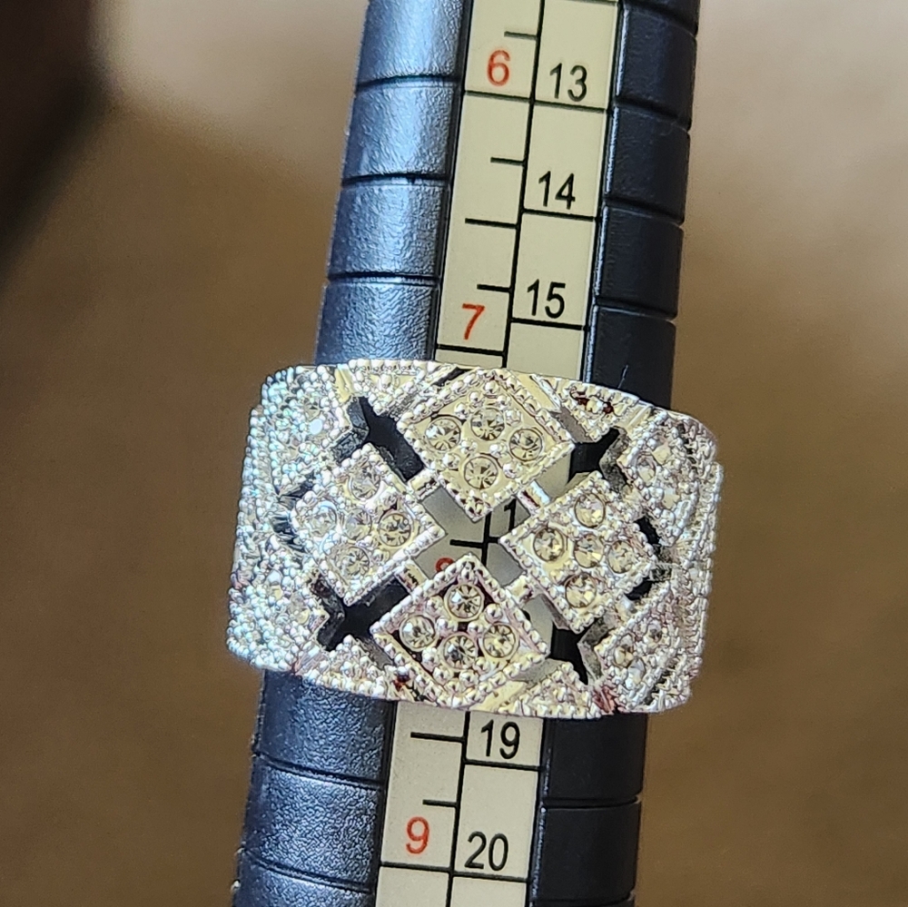 Charter Club Silver Plated Ring Size 8 New